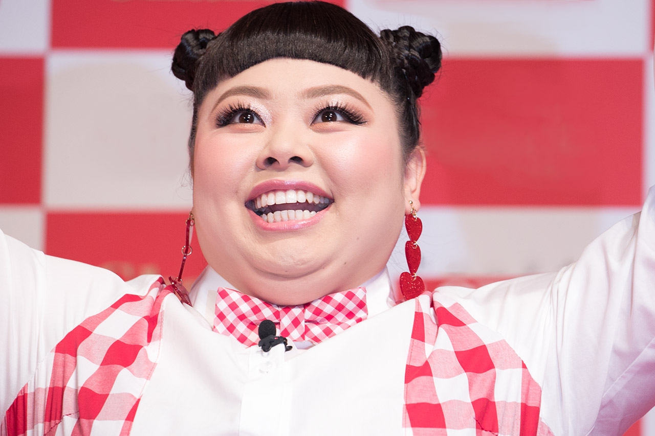 お笑いタレントの渡辺直美が7月24日、番組の企画で、昨年公開されたミュージカル映画『グレイテスト・ショーマン』のモノマネに挑戦することを、リハーサル時に撮っ